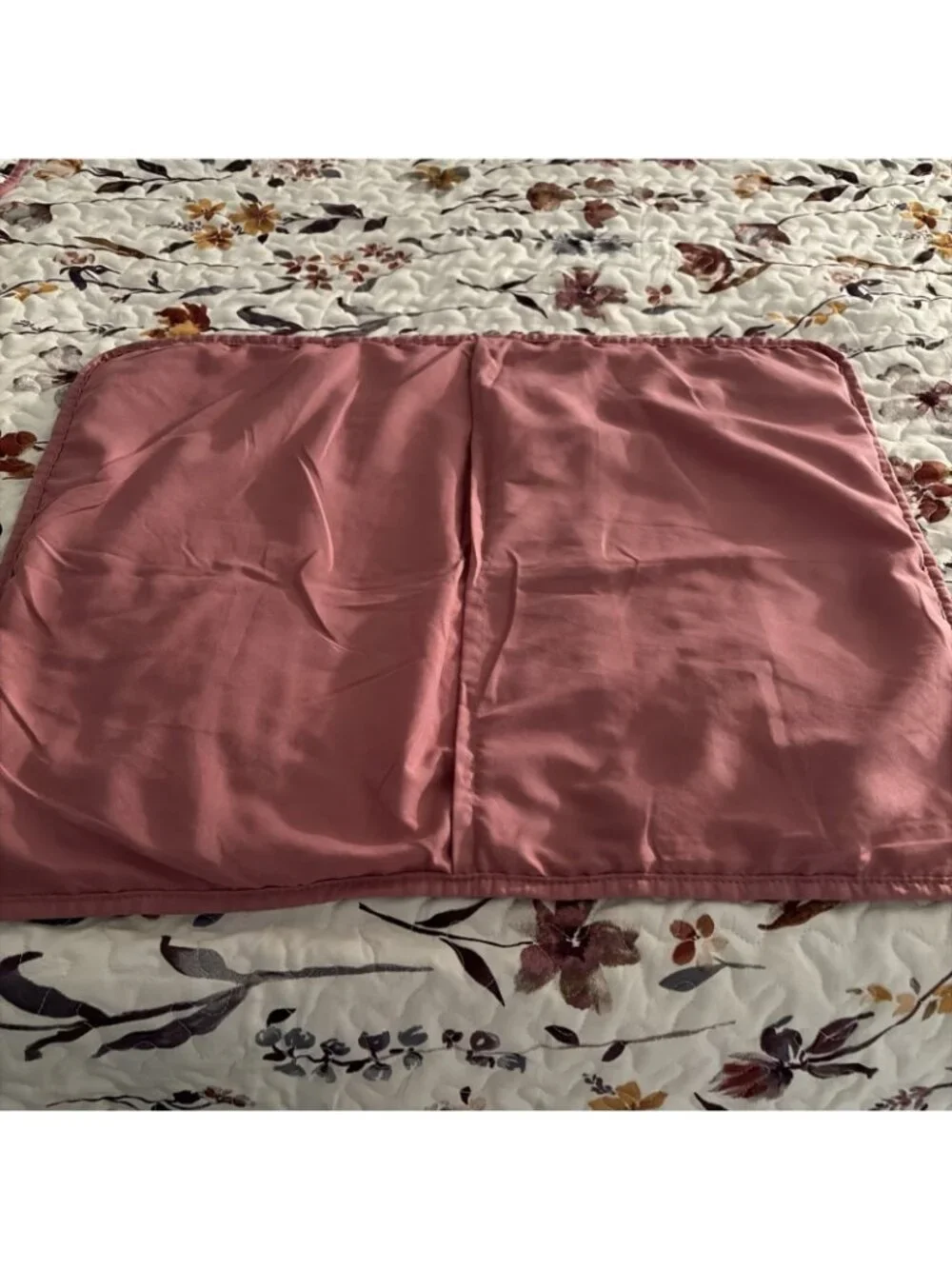 Vintage Quilted Bedspread W/ 2 Standard Shams Full Size Multicolor Floral Retro